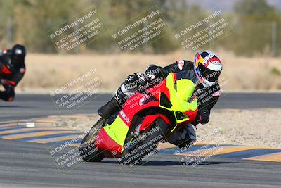 media/Jan-14-2024-SoCal Trackdays (Sun) [[2e55ec21a6]]/Turn 6 (125pm)/